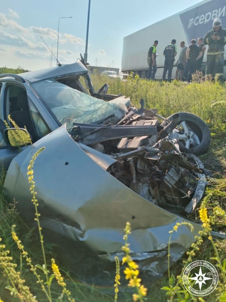 Водитель иномарки скончался в лобовой аварии с грузовиком в Башкирии Водитель иномарки скончался в лобовой аварии с грузовиком в Башкирии