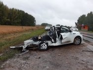 В Башкирии в ДТП скончался 22-летний парень, его жену госпитализировали