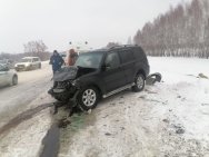 В серьезной аварии в Башкирии погибли три человека, среди них один ребенок
