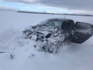 В Башкирии в ДТП с грузовиком пострадали двое детей
