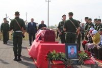 «С болью в сердце»: в Башкирии проводили в последний путь рядового Илдара Файрузова