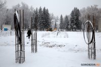 Горы плиток и торчащие трубы: как выглядит парк Нефтехимиков в Уфе в день обещанного открытия