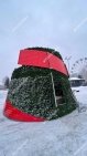 Мэр Кумертау ответил жителям, которые назвали пиксельную елку разодранной и кривой
