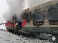 В Уфе на ж/д станции сгорел вагон поезда