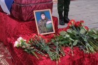 «Смелый, отважный, решительный» – в Башкирии проводили в последний путь Ильнура Исмагилова