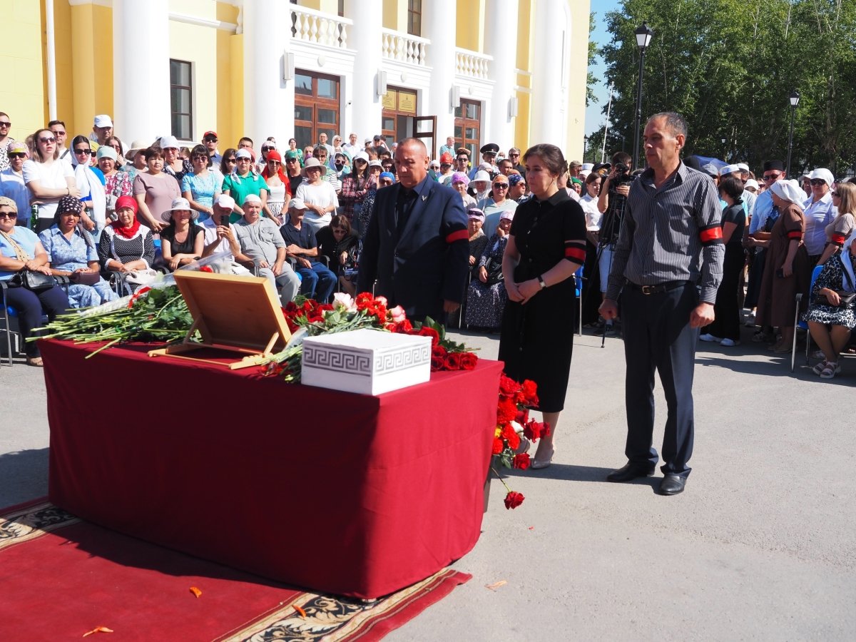 В Башкирии простились с солистом ансамбля народного танца «Сибай», погибшим  в ходе СВО