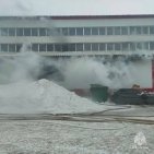 В Башкирии загорелся склад с газовыми котлами и лакокрасочными изделиями