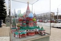 В Уфе перед Театром кукол установили миниатюры