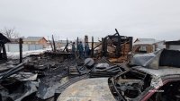 В Башкирии в страшном пожаре погибла семья с двумя маленькими детьми