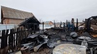 В Башкирии в страшном пожаре погибла семья с двумя маленькими детьми