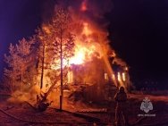 В Башкирии ночью загорелась мечеть