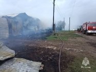 В Башкирии при пожаре в доме многодетной семьи погиб четырехлетний ребенок