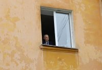 В Уфе для двух ветеранов организовали персональный концерт и парад