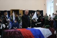 «Октябрьский скорбит»: в Башкирии проводили в последний путь старшего матроса Валерия Сазонова