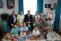Радий Хабиров навестил семью участников СВО