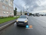 В Уфе водитель сбил 17-летнюю девушку на светофоре
