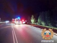 В Башкирии машина улетела в кювет и перевернулась, два человека погибли