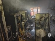 В Башкирии 12 человек спасли при пожаре в многоквартирном доме