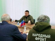 Константин Толкачев провел встречу с главами парламентов ДНР и ЛНР