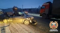 В Башкирии ДТП с грузовиком спровоцировало вторую аварию, погибли два человека