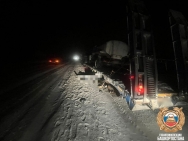 В Башкирии водитель автомобиля сбил двух человек, есть погибший