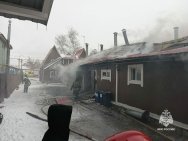 В Башкирии горит банный комплекс