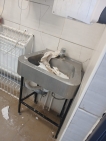 В городе Башкирии вандалы разгромили общественный туалет