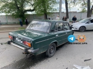 В Уфе в ДТП с двумя легковушками пострадал 20-летний парень