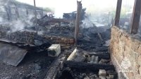 В Башкирии мужчина спас родных из полыхающего дома