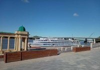 В Уфу прибыл четырехпалубный теплоход «Антон Чехов»