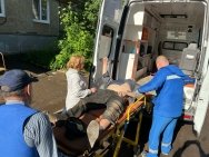 В Уфе спасатели помогли 83-летнему пенсионеру, который провалился в люк подвала многоэтажки