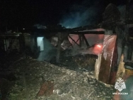 Женщина и корова погибли при пожаре из-за удара молнии в Башкирии