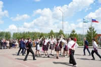 Последний звонок в Уфе прозвенел для 17,5 тысяч выпускников
