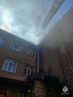 В Уфе загорелась кровля школы №4