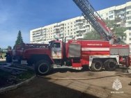 В Уфе загорелась кровля школы №4