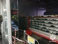 В Уфе из-за пожара в ТК «Звездный» эвакуировали 300 человек