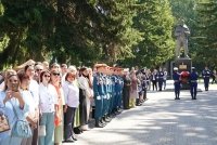 Ратмир Мавлиев показал обновленный сквер имени Гастелло в Уфе