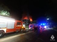 Страшный пожар унес жизни двух человек в Уфе