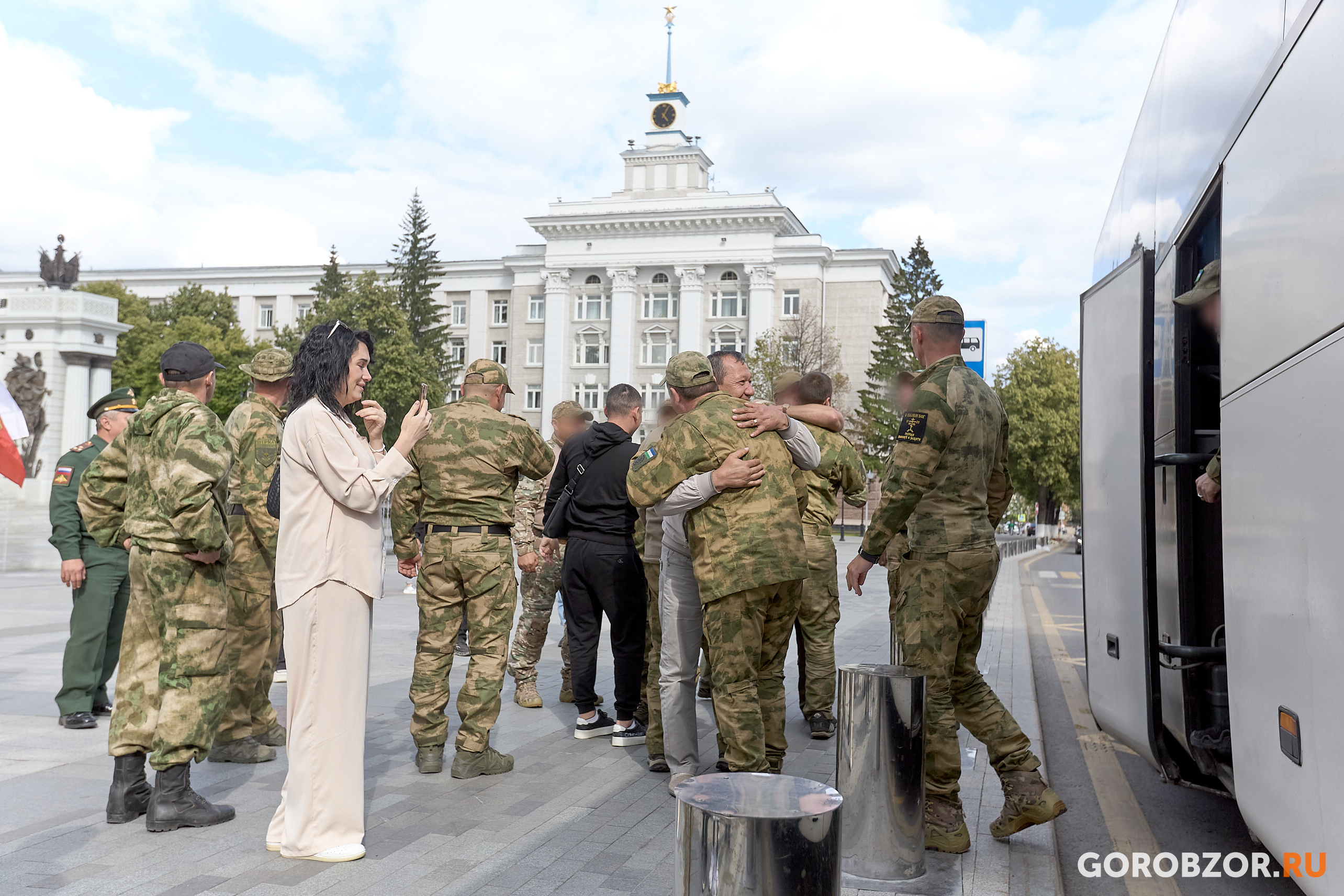 Дорога на Родину всегда коротка»: в Уфе встретили приехавших в отпуск  шаймуратовцев